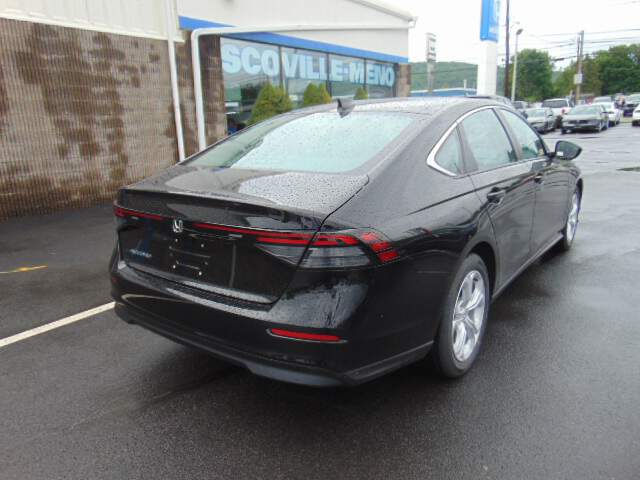  2026 Honda Accord Image: 4
