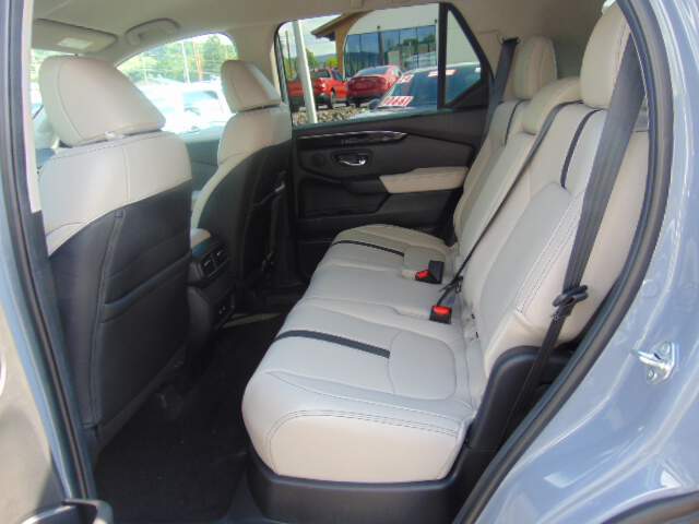  2026 Honda Passport Image: 9