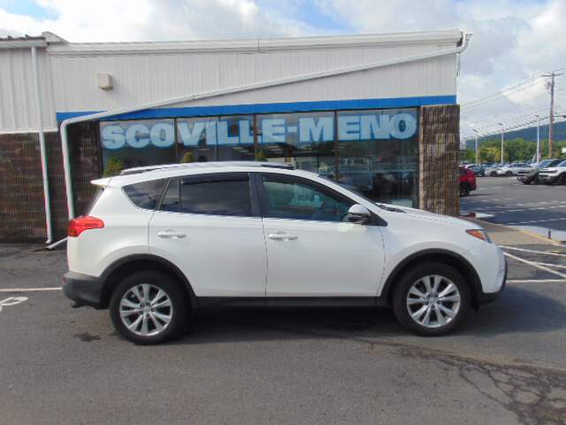  2013 Toyota RAV4 Image: 3