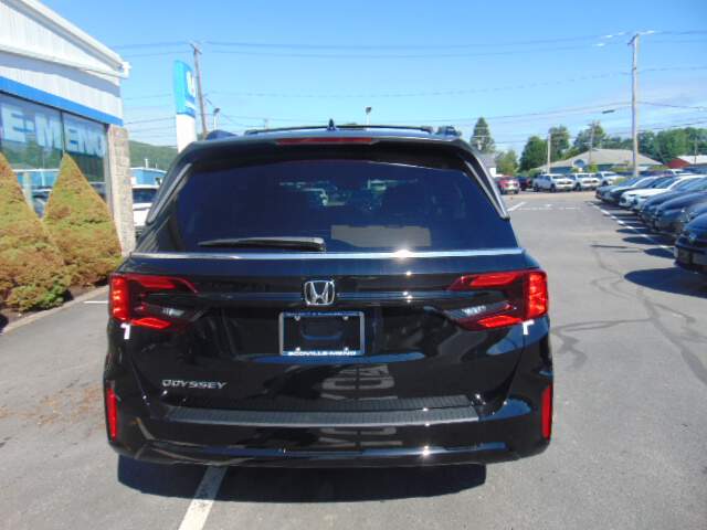  2026 Honda Odyssey Image: 5