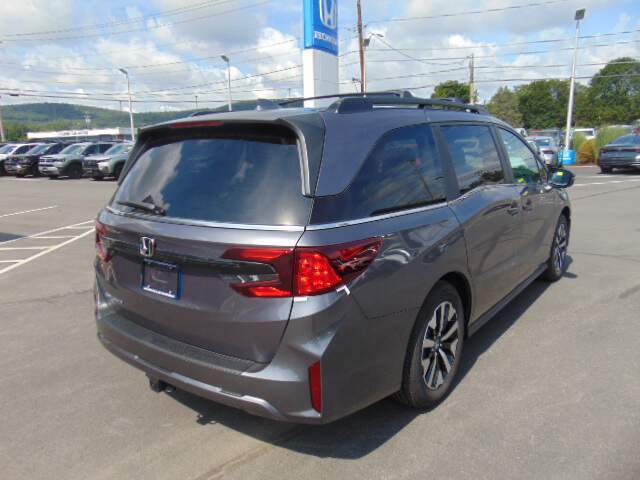  2026 Honda Odyssey Image: 4