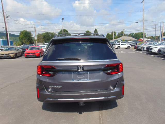  2026 Honda Odyssey Image: 5