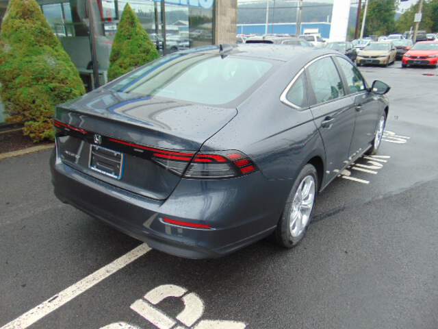  2026 Honda Accord Image: 4