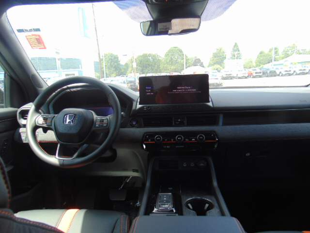  2026 Honda Passport Image: 10
