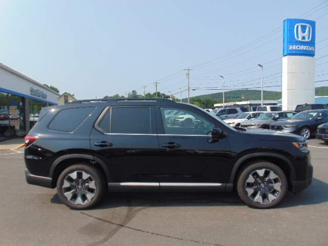  2026 Honda Pilot Image: 3