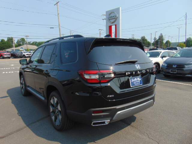  2026 Honda Pilot Image: 6