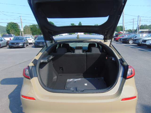  2026 Honda Civic Image: 6