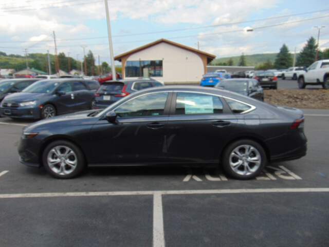 2026 Honda Accord Image: 8