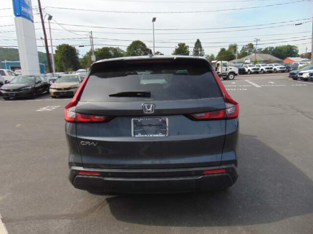 2025 Honda CR-V Image: 5