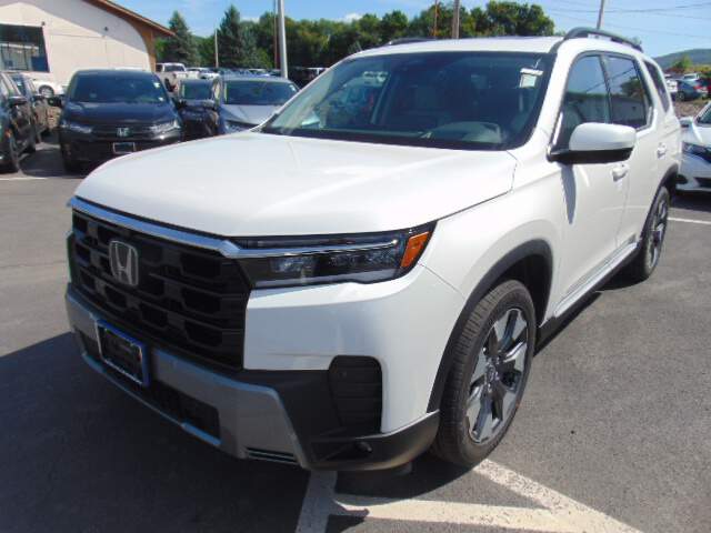  2026 Honda Pilot Image: 0