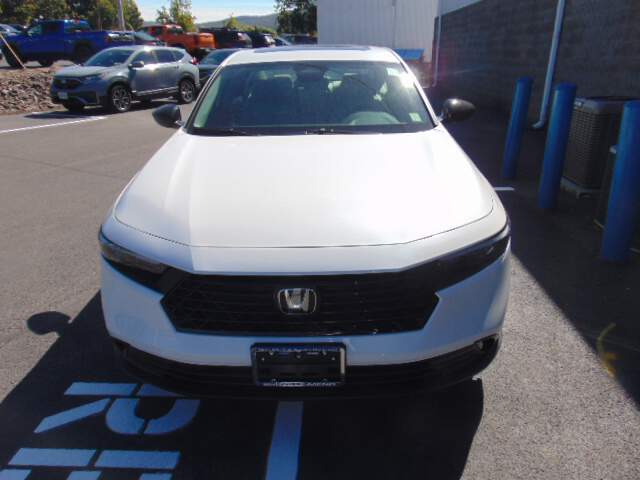  2026 Honda Accord Image: 1