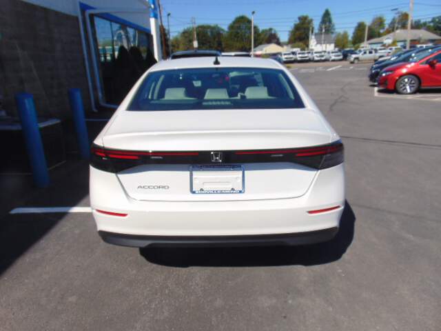  2026 Honda Accord Image: 5