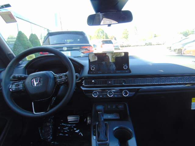  2026 Honda Civic Image: 9