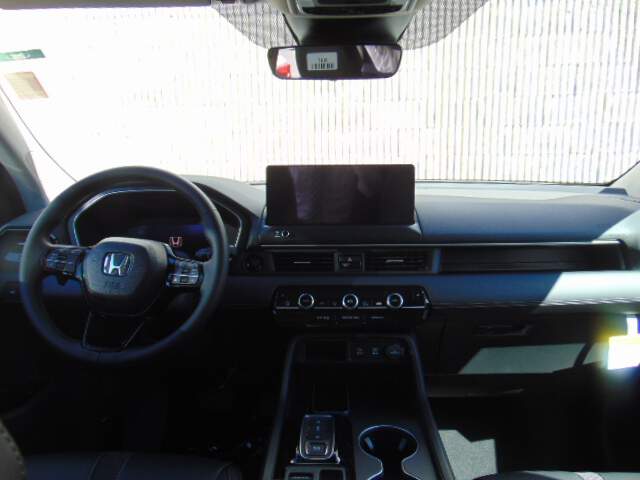  2026 Honda Pilot Image: 10