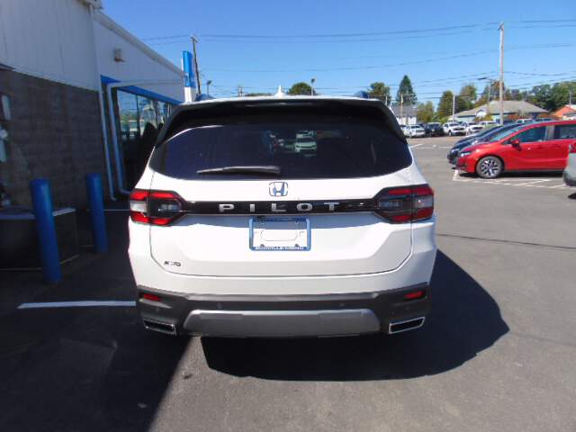  2026 Honda Pilot Image: 5