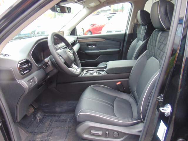  2026 Honda Pilot Image: 8