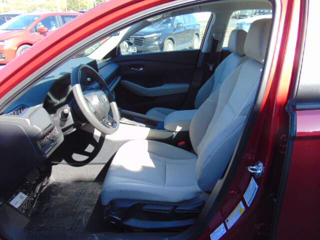  2026 Honda Accord Image: 8