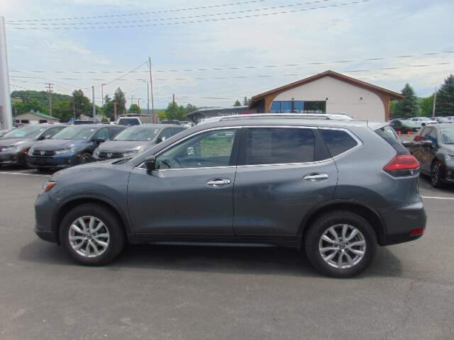  2018 Nissan Rogue Image: 7