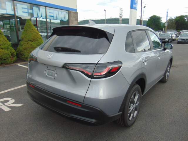  2027 Honda HR-V Image: 4