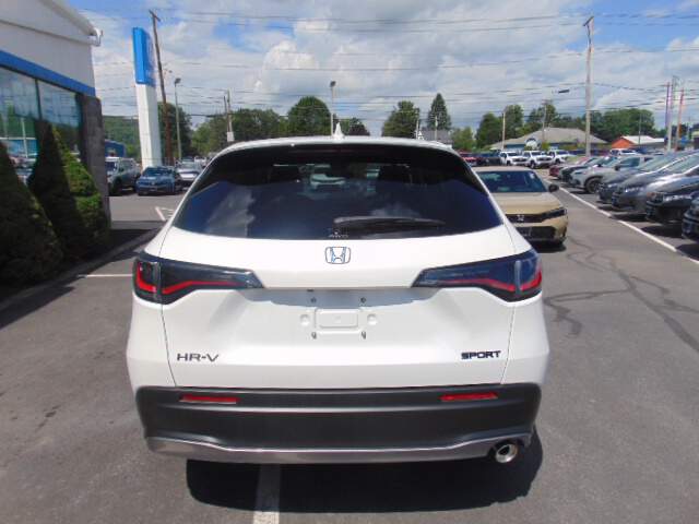  2027 Honda HR-V Image: 5