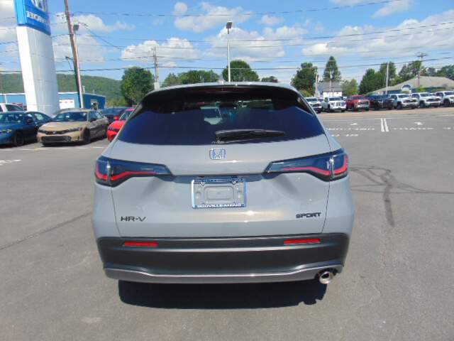  2027 Honda HR-V Image: 5