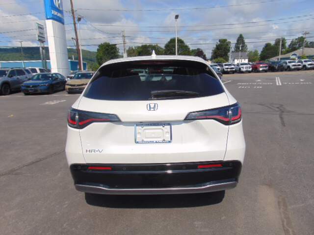  2027 Honda HR-V Image: 5