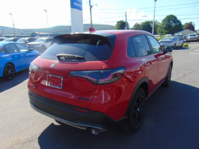  2027 Honda HR-V Image: 4