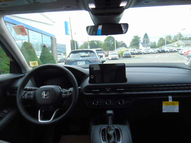  2027 Honda HR-V Image: 10
