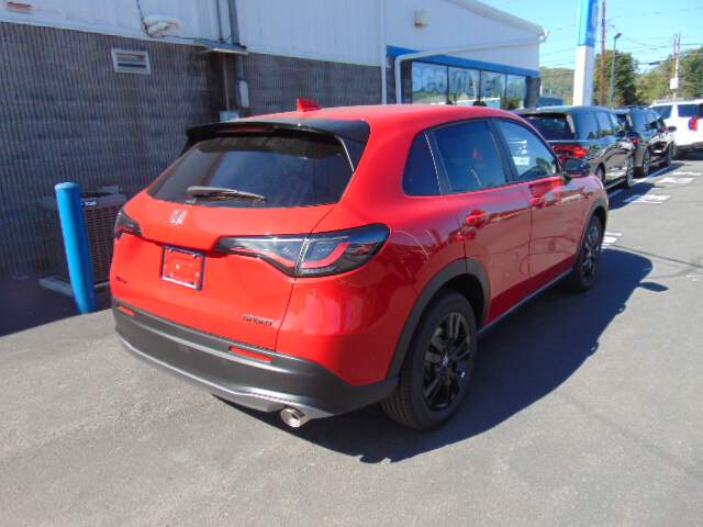  2027 Honda HR-V Image: 4
