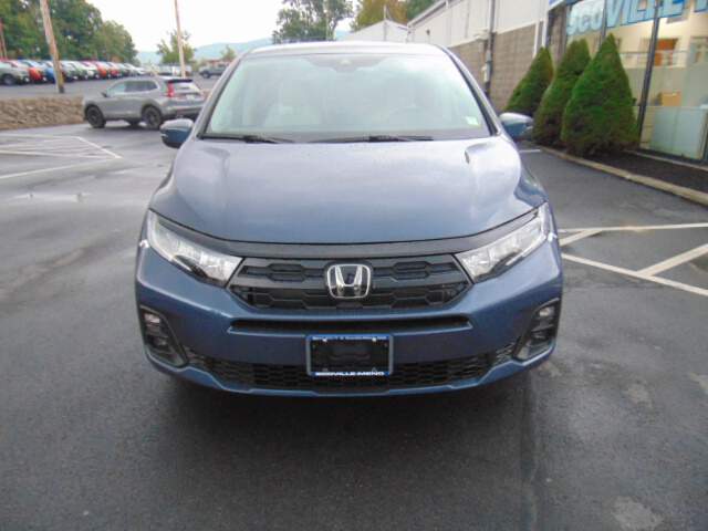  2027 Honda Odyssey Image: 1