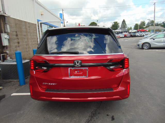  2027 Honda Odyssey Image: 5