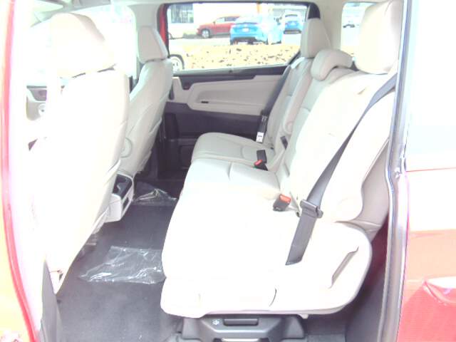  2027 Honda Odyssey Image: 8