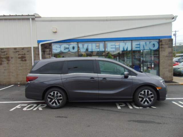  2027 Honda Odyssey Image: 3