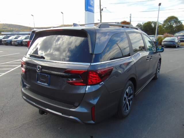  2027 Honda Odyssey Image: 4