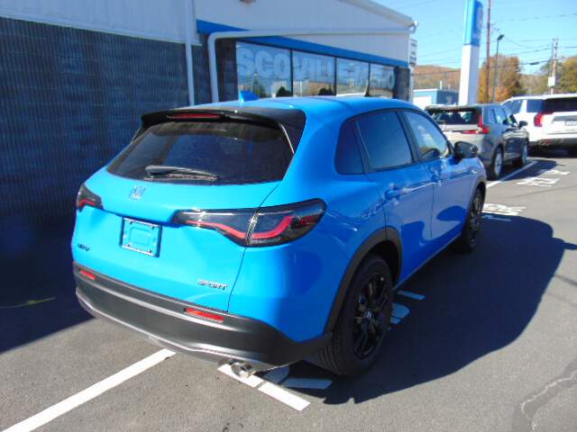  2027 Honda HR-V Image: 4