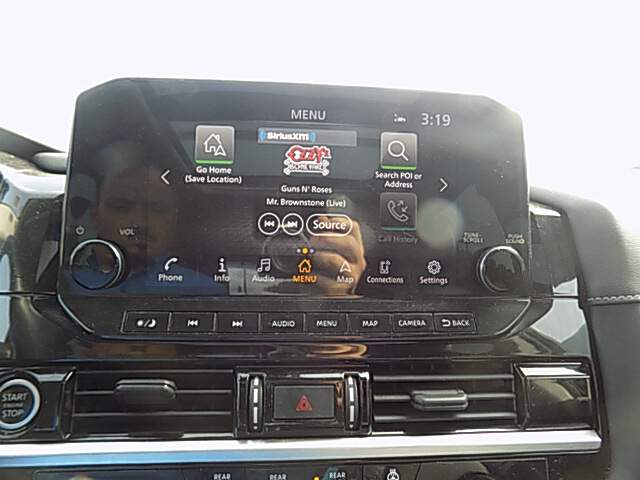  2022 Nissan Pathfinder Image: 10