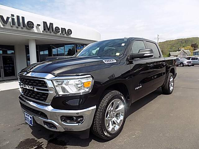 2022 RAM 1500 Big Horn/Lone Star 4x4 Crew Cab 5'7's photo