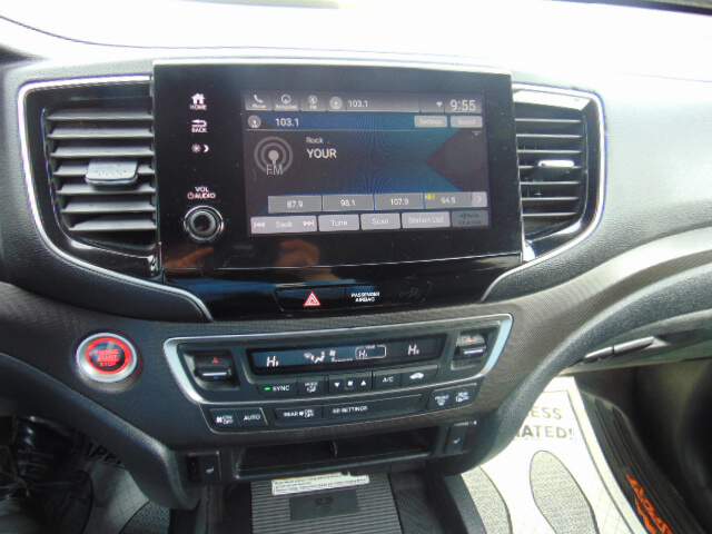  2022 Honda Passport Image: 13