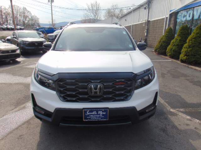 Used 2022 Honda Passport TrailSport with VIN 5FNYF8H61NB015107 for sale in Oneonta, NY