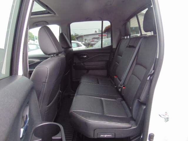  2022 Honda Ridgeline Image: 9