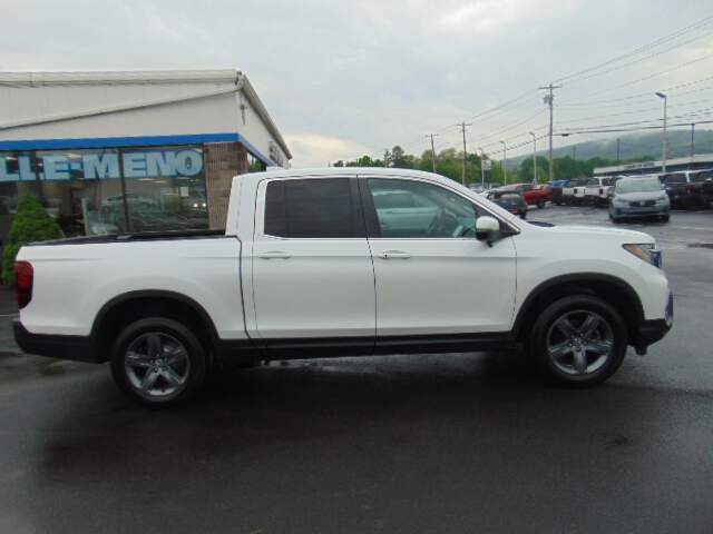  2022 Honda Ridgeline Image: 3