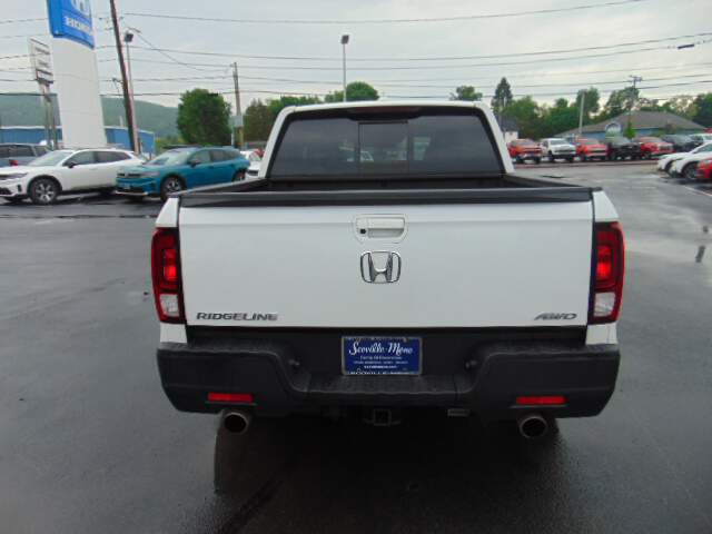  2022 Honda Ridgeline Image: 5