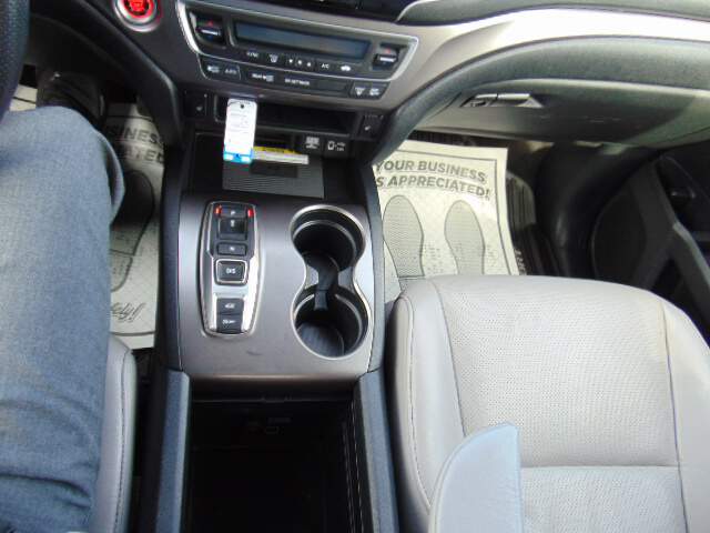  2023 Honda Passport Image: 10