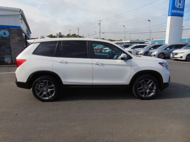  2023 Honda Passport Image: 1