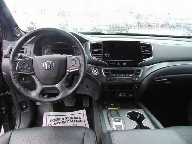  2025 Honda Passport Image: 10