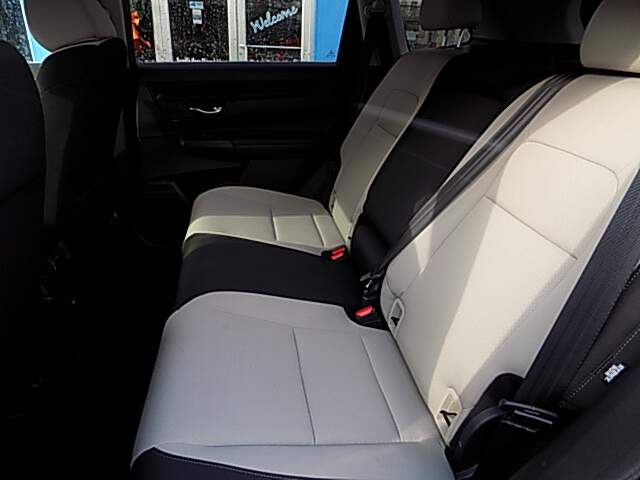  2023 Honda CR-V Image: 8