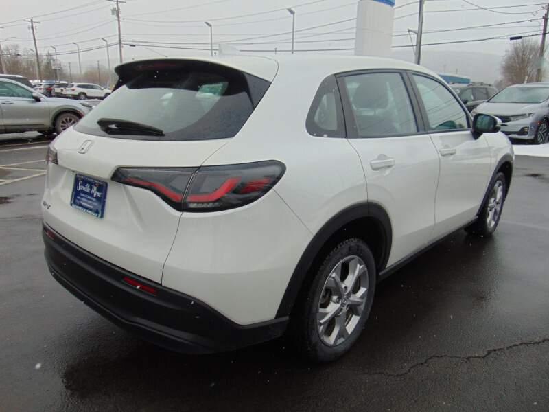  2023 Honda HR-V Image: 4