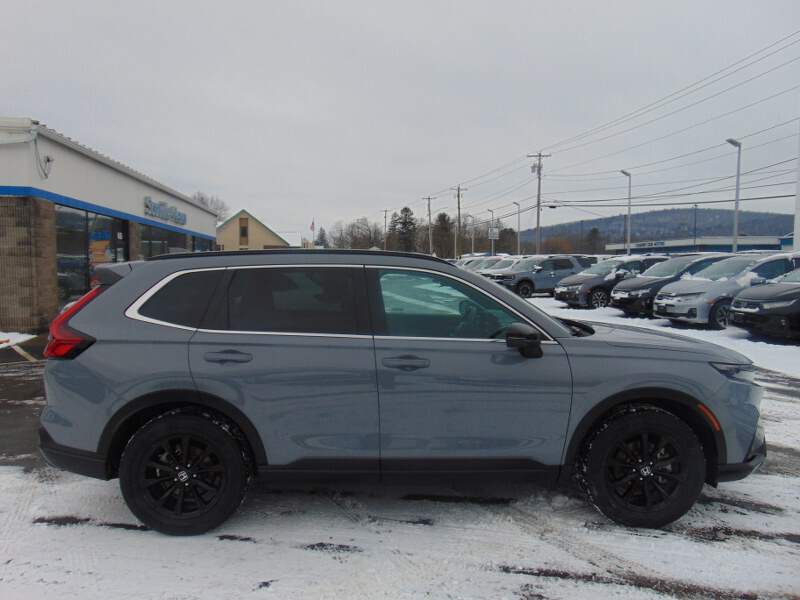  2024 Honda CR-V Image: 3