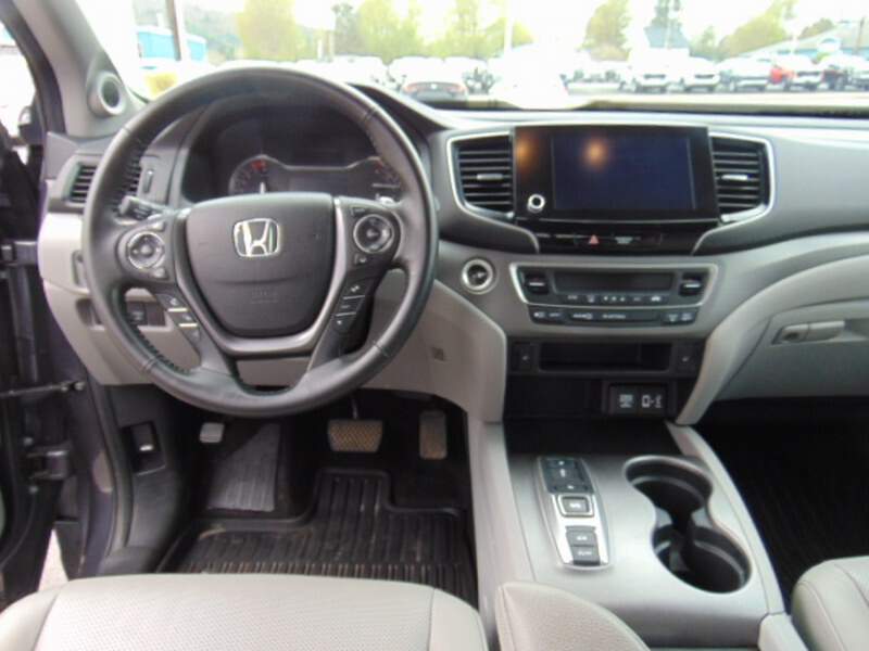  2023 Honda Ridgeline Image: 9