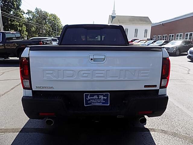  2025 Honda Ridgeline Image: 5